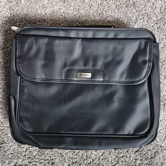 Targus Black Laptop/Electronics Case w.o. Strap - Fits up to 17.5" Laptop - Picture 1 of 7